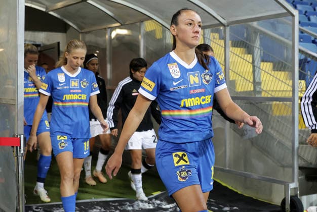 SOCCER - WCL, St.Poelten vs Juventus SANKT POELTEN,AUSTRIA,26.AUG.26 - SOCCER - UEFA Women s Champions League, qualification, SKN Sankt Poelten vs Juventus Turin. Image shows Ludmila Matavkova and Fanni Nagy (St.Poelten).  GEPAxpictures xWalterxLuger