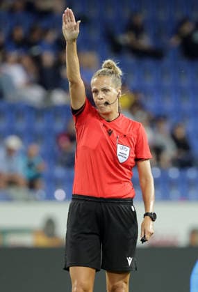 SOCCER - WCL, St.Poelten vs Juventus SANKT POELTEN,AUSTRIA,26.AUG.26 - SOCCER - UEFA Women s Champions League, qualification, SKN Sankt Poelten vs Juventus Turin. Image shows referee Desiree Blanco (SUI).  GEPAxpictures xWalterxLuger
