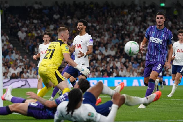 26th August 2026; Tottenham Hotspur Stadium, London, England; Carabao Cup Football, Tottenham Hotspur versus Charlton Athletic; Dominic Solanke of Tottenham Hotspur in action TomxMajor