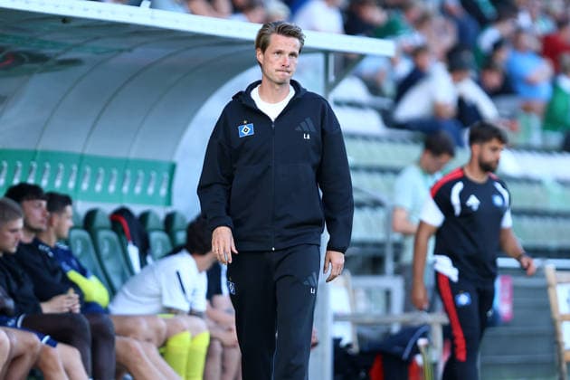Lukas Anderer (Trainer, Hamburger SV U21, U 21 Fußball I Herren I Regionalliga Nord I Saison 2026-2027 I 5. Spieltag I VfB Lübeck - Hamburger SV U21 I 26.08.2026 I Stadion an der Lohmühle *** Lukas Anderer, Coach, Hamburger SV U21 Men s Soccer I, Regionalliga Nord I, 2026–2027 Season I Matchday 5 I VfB Lübeck vs. Hamburger SV U21 I August 26, 2026 I Stadion an der Lohmühle