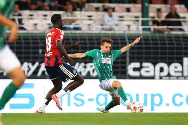 19 Fabian Istefo (VfB Lübeck), 18 Radin Amadou (Hamburger SV U21, U 21 Fußball I Herren I Regionalliga Nord I Saison 2026-2027 I 5. Spieltag I VfB Lübeck - Hamburger SV U21 I 26.08.2026 I Stadion an der Lohmühle *** 19 Fabian Istefo, VfB Lübeck, 18 Radin Amadou Hamburger SV U21 Soccer I Men s I Regionalliga Nord I 2026–2027 Season I Matchday 5 I VfB Lübeck vs. Hamburger SV U21 I August 26, 2026 I Stadion an der Lohmühle