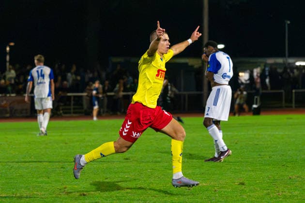 Celebrations following Yehor Melenivskyi’s 3-3 equalizer for SV Atlas Delmenhorst, 6, joy, emotions, goal celebrations, German soccer, Regionalliga Nord, 2026–27 season, Matchday 5, August 26, 2026, SV Atlas Delmenhorst vs. BSV Kickers Emden, Stadion an der Düsternortstraße, Delmenhorst, Lower Saxony Copyright: xLeonxFrickx
