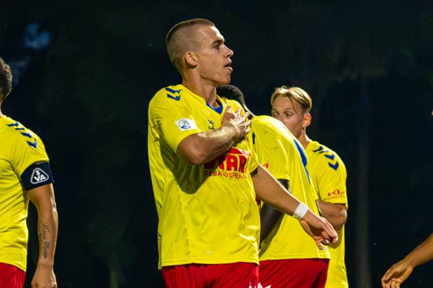 Celebrations following Yehor Melenivskyi’s 3-3 equalizer for SV Atlas Delmenhorst, 6, joy, emotions, goal celebrations, German soccer, Regionalliga Nord, 2026–27 season, Matchday 5, August 26, 2026, SV Atlas Delmenhorst vs. BSV Kickers Emden, Stadion an der Düsternortstraße, Delmenhorst, Lower Saxony Copyright: xLeonxFrickx