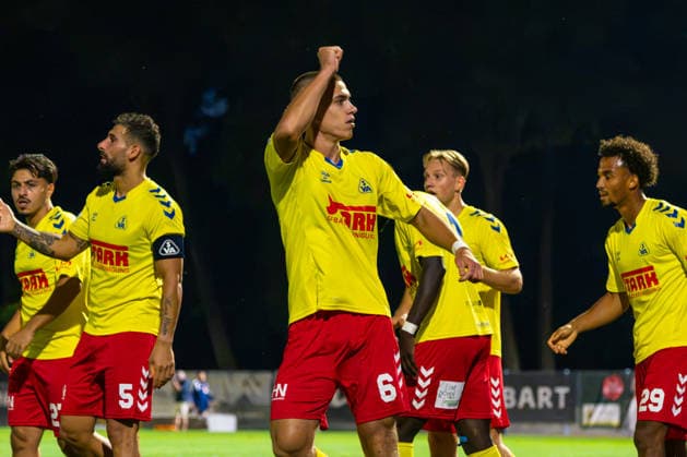 Celebrations following Yehor Melenivskyi’s 3-3 equalizer for SV Atlas Delmenhorst, 6, joy, emotions, goal celebrations, German soccer, Regionalliga Nord, 2026–27 season, Matchday 5, August 26, 2026, SV Atlas Delmenhorst vs. BSV Kickers Emden, Stadion an der Düsternortstraße, Delmenhorst, Lower Saxony Copyright: xLeonxFrickx