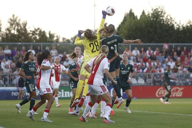AMSTERDAM , 26-08-2026, Sportcomplex De Toekomst , Champions League Women , football , Third qualifying round 1st leg season 2026 2027 , match between Ajax and Real Madrid (women) , picture shows Ajax goalkeeper Femke Liefting Ajax - Real Madrid (women)  x206075735x Copyright: