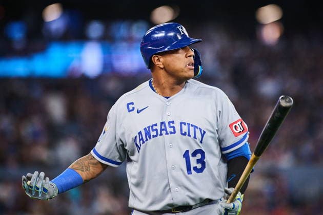 August 26, 2026, Toronto, On, Canada: Kansas City Royals Salvador Perez (13) reacts after popping out during ninth inning MLB, Baseball Herren, USA baseball action against the Toronto Blue Jays in Toronto, on Wednesday, Aug. 26, 2026. Canada News - August 26, 2026 - ZUMAc35_ 20260826_zaf_c35_076 Copyright: xSammyxKoganx