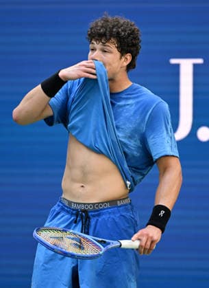 FLUSHING NY- AUGUST 26: Ben Shelton seen on the practice court during the 2026 US Open at the USTA Billie Jean King National Tennis Center on August 26, 2026 in Flushing Queens. Copyright: xmpi04 MediaPunchx