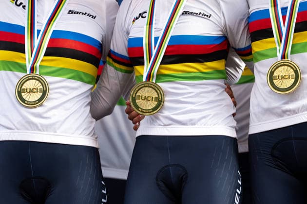 UCI MTB World Championship, WM, Weltmeisterschaft - Val Di Sole 2026 The podium ceremony for the Team Relay takes place during the UCI Mountain Bike World Championships Val di Sole 2026 in Val di Sole, Italy, on August 26, 2026. Val di Sole Italy  Copyright: xFilipxBezdÄ›kx originalFilename:bezdek-notitle260826_npJvh.jpg