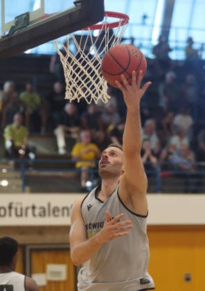 Ludwigsburg, Basketball Exhibition Game: MHP Riesen Ludwigsburg vs. HAKRO Merlins Crailsheim, Jonas Wohlfarth Bottermann, Riesen