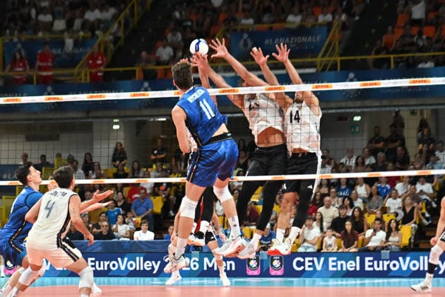 Italy v Germany - International Friendly, Länderspiel, Nationalmannschaft Match The block of Germany during the international friendly match between Italy and Germany at PalaCalafiore in Reggio Calabria, Italy, on August 26, 2026. Reggio Calabria Italy  Copyright: xAndreaxRositox originalFilename:rosito-notitle260826_npiir.jpg