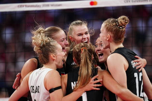 Turkiye v Germany - CEV Trendyol EuroVolley 2026 Germany celebrates a point during the CEV Trendyol EuroVolley 2026 Pool A match between Turkey and Germany at Sinan Erdem Sports Hall in Istanbul, Turkey, on August 26, 2026. Istanbul Istanbul Turkey  Copyright: xYagizxGurtugx originalFilename:gurtug-trkiyevg260826_npE7U.jpg