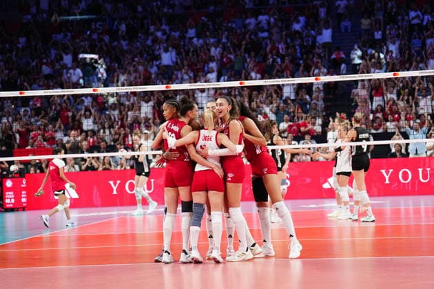 Turkiye v Germany - CEV Trendyol EuroVolley 2026 Hande Baladin of Turkey celebrates a point during the CEV Trendyol EuroVolley 2026 Pool A match between Turkey and Germany at Sinan Erdem Sports Hall in Istanbul, Turkey, on August 26, 2026. Istanbul Istanbul Turkey  Copyright: xYagizxGurtugx originalFilename:gurtug-trkiyevg260826_npSOw.jpg