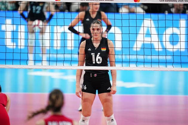 Turkiye v Germany - CEV Trendyol EuroVolley 2026 Anastasia Cekulaev of Germany looks on during the CEV Trendyol EuroVolley 2026 Pool A match between Turkey and Germany at Sinan Erdem Sports Hall in Istanbul, Turkey, on August 26, 2026. Istanbul Istanbul Turkey  Copyright: xYagizxGurtugx originalFilename:gurtug-trkiyevg260826_npZgF.jpg