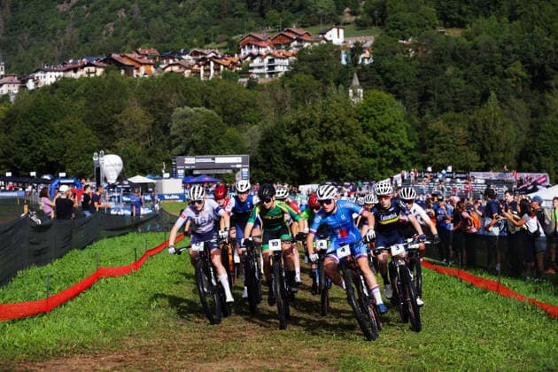 2026 UCI Mountain Bike World Championships Picture by Ed Sykes SWpix.com - 27 08 2026 - Cycling - 2026 UCI Mountain Bike World Championships - Val di Sole, Trentino, Italy - Cross-country Olympic (XCO) - Women Junior - Race start, Barbora Bukovska (Czechia), Madison Bateson (South Africa), Aida Linton (USA), Daniela Gaviria Ramirez (Colombia) Copyright: x xSWpix.comx(t axPhotographyxHubxLtd)xEdxSykes SWpix.comx SWP-3030-19703
