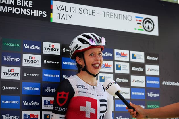 2026 UCI Mountain Bike World Championships Picture by Ed Sykes SWpix.com - 27 08 2026 - Cycling - 2026 UCI Mountain Bike World Championships - Val di Sole, Trentino, Italy - Cross-country Olympic (XCO) - Women Junior - Anja Grossmann (Switzerland) wins to become World Champion Copyright: x xSWpix.comx(t axPhotographyxHubxLtd)xEdxSykes SWpix.comx SWP-3030-19776