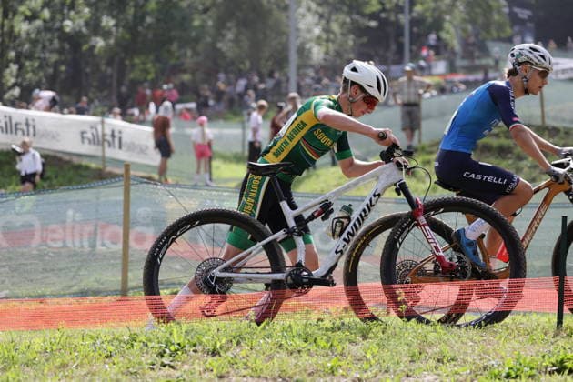 August 27, 2026, Daolasa di Commezzadura, Val di Sole Bikeland, 2026 UCI MTB World Championships, Men s Junior XCO (Cross Country Olympic) – Luke Legrange (26, RSA) suffered a mechanical failure in Daolasa di Commezzadura, Val di Sole Bikeland, Trento, Italy Copyright: xJustPictures.ch FrancescoxMinghettix jp-en-FrMi-MNG_0226