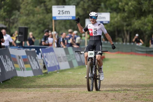 August 27, 2026, Daolasa di Commezzadura, Val di Sole Bikeland, 2026 UCI MTB World Championships, Men s Junior XCO (Cross Country Olympic), Marwan Barhoumi (39, SUI) finishing in third place in Daolasa di Commezzadura, Val di Sole Bikeland, Trento, Italy Copyright: xJustPictures.ch FrancescoxMinghettix jp-en-FrMi-MNG_0384