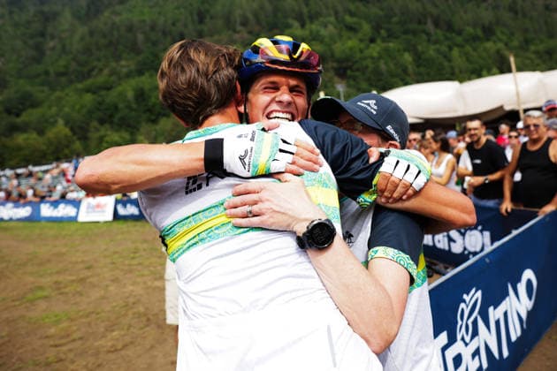 2026 UCI Mountain Bike World Championships Picture by Ed Sykes SWpix.com - 27 08 2026 - Cycling - 2026 UCI Mountain Bike World Championships - Val di Sole, Trentino, Italy - Cross-country Olympic (XCO) - Men Junior - Connor Wright (Australia) wins to become World Champion Copyright: x xSWpix.comx(t axPhotographyxHubxLtd)xEdxSykes SWpix.comx SWP-3030-19901