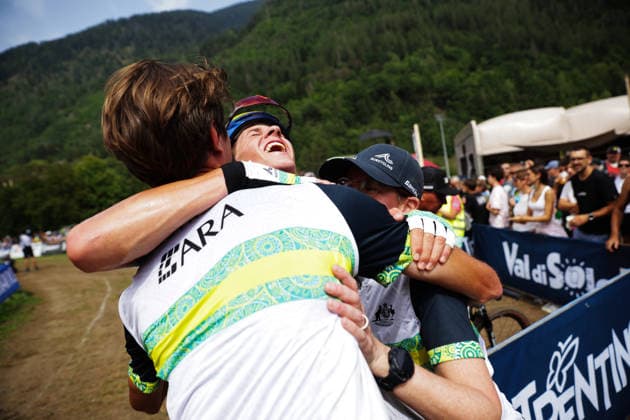 2026 UCI Mountain Bike World Championships Picture by Ed Sykes SWpix.com - 27 08 2026 - Cycling - 2026 UCI Mountain Bike World Championships - Val di Sole, Trentino, Italy - Cross-country Olympic (XCO) - Men Junior - Connor Wright (Australia) wins to become World Champion Copyright: x xSWpix.comx(t axPhotographyxHubxLtd)xEdxSykes SWpix.comx SWP-3030-19902