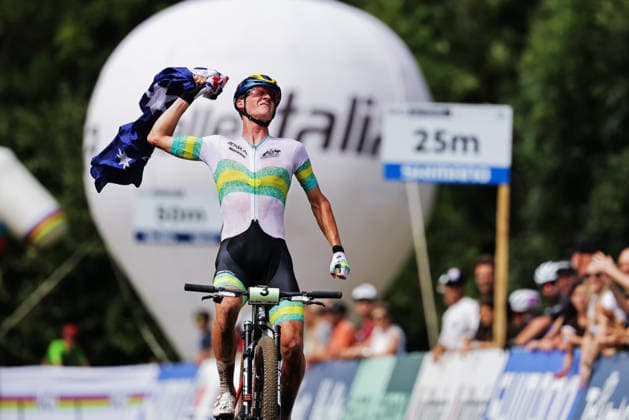 2026 UCI Mountain Bike World Championships Picture by Alex Whitehead SWpix.com - 27 08 2026 - Cycling - 2026 UCI Mountain Bike World Championships - Val di Sole, Trentino, Italy - Cross-country Olympic (XCO) - Men Junior - Connor Wright (Australia) wins to become World Champion Copyright: x xSWpix.comx(t axPhotographyxHubxLtd)xAlexxWhitehead SWpix.comx SWP-3030-19915