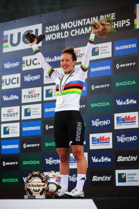 2026 UCI Mountain Bike World Championships Picture by Ed Sykes SWpix.com - 27 08 2026 - Cycling - 2026 UCI Mountain Bike World Championships - Val di Sole, Trentino, Italy - Cross-country Olympic (XCO) - Women Junior Podium - Anja Grossmann (Switzerland) wins the Gold Medal to become World Champion Copyright: x xSWpix.comx(t axPhotographyxHubxLtd)xEdxSykes SWpix.comx SWP-3030-19927