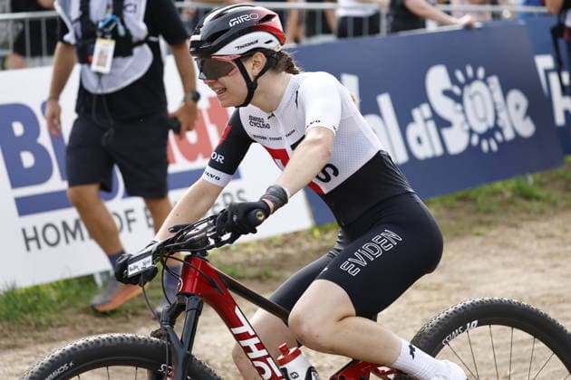 August 27, 2026, Daolasa di Commezzadura, Val di Sole Bikeland, 2026 UCI MTB World Championships Women’s U23 XCC Cross Country Short Track: Monique Halter (10, SUI) – 1st place, World Champion, and gold medal; Daolasa di Commezzadura, Val di Sole Bikeland, Trento, Italy Copyright: xJustPictures.ch FrancescoxMinghettix jp-en-FrMi-_NG_1094