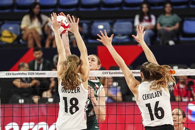 Poland v Germany - CEV EuroVolley 2026 ISTANBUL, TURKIYE - AUGUST 27: Magdalena Stysiak (2nd L) of Poland in action against Leana Grozer (18) of Germany during the CEV EuroVolley 2026 Women Group A match between Poland and Germany at Sinan Erdem Dome in Istanbul, Turkiye on August 27, 2026. Agit Erdi Ulukaya Anadolu Istanbul Turkey. Editorial use only. Please get in touch for any other usage.  Copyright: x2026xAnadoluxAgitxErdixUlukayax