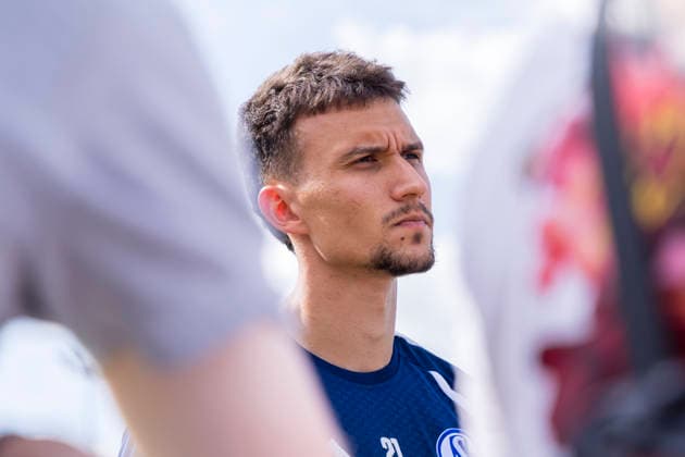 27.08.2026, Fussball, Training des FC Schalke 04. Medienrunde mit Dejan Ljubicic (FC Schalke 04). Gelsenkirchen Trainingsgelände FC Schalke 04 NRW Deutschland xRHR-FOTO YYx *** August 27, 2026, Soccer, FC Schalke 04 Training Session, Media Round with Dejan Ljubicic, FC Schalke 04, Gelsenkirchen, FC Schalke 04 Training Facility, North Rhine-Westphalia, Germany, xRHR, PHOTO YYx Copyright: RHR-FOTOx RHR-FOTO YY