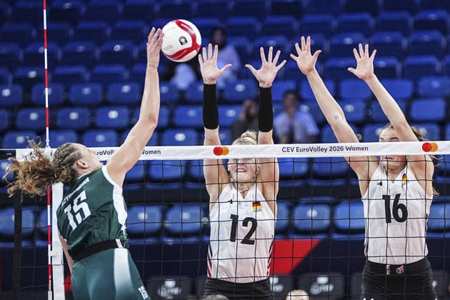 Poland v Germany - CEV EuroVolley 2026 ISTANBUL, TURKIYE - AUGUST 27: Martyna Czyrnianska (15) of Poland in action against Hannah Orthmann (12) of Germany during the CEV EuroVolley 2026 Women Group A match between Poland and Germany at Sinan Erdem Dome in Istanbul, Turkiye on August 27, 2026. Agit Erdi Ulukaya Anadolu Istanbul Turkey. Editorial use only. Please get in touch for any other usage.  Copyright: x2026xAnadoluxAgitxErdixUlukayax