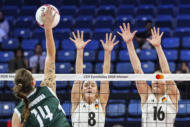 Poland v Germany - CEV EuroVolley 2026 ISTANBUL, TURKIYE - AUGUST 27: Monika Lampkowska (14) of Poland in action against Hannah Kohn (8) of Germany during the CEV EuroVolley 2026 Women Group A match between Poland and Germany at Sinan Erdem Dome in Istanbul, Turkiye on August 27, 2026. Agit Erdi Ulukaya Anadolu Istanbul Turkey. Editorial use only. Please get in touch for any other usage.  Copyright: x2026xAnadoluxAgitxErdixUlukayax