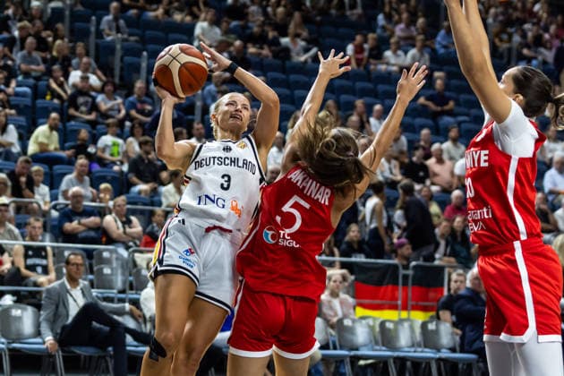 August 27, 2026, GER, Exhibition Game, 2026 FIBA Women s Basketball World Cup, Cologne, Germany vs. Turkey, Alexandra Wilke (Germany), 3, Cologne, LANXESS arena, North Rhine-Westphalia, Germany