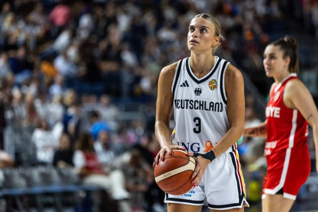 August 27, 2026, GER, Exhibition Game, 2026 FIBA Women’s Basketball World Cup, Cologne, Germany vs. Turkey; Alexandra Wilke (Germany), 3 points on a free throw; Cologne, LANXESS arena, North Rhine-Westphalia, Germany