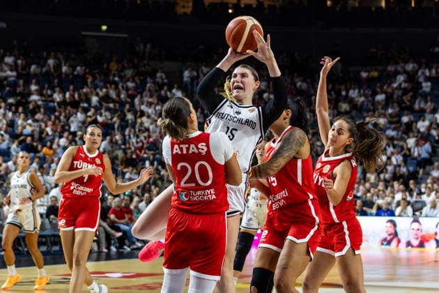 August 27, 2026, GER, Exhibition Game, 2026 FIBA Women’s Basketball World Cup, Cologne, Germany vs. Turkey, Luisa Geiselsöder (Germany), 15, Cologne, LANXESS arena, North Rhine-Westphalia, Germany