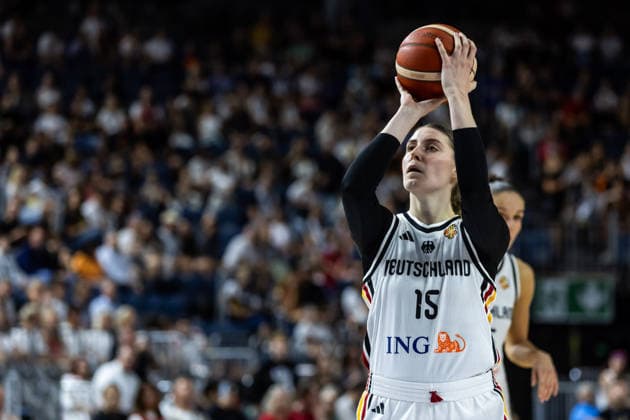 August 27, 2026, GER, Exhibition Game, 2026 FIBA Women’s Basketball World Cup, Cologne, Germany vs. Turkey; Luisa Geiselsöder (Germany), 15 on a free throw; Cologne, LANXESS arena, North Rhine-Westphalia, Germany
