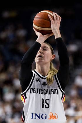 COLOGNE, GERMANY - AUGUST 27: Luisa Geiselsoeder (Geiselsöder, Germany, 15) shooting from the freethrow line during a friendly match between Germany vs. Tuerkiye at Lanxess arena on August 27, 2026 in Cologne, Germany. North Rhine Westphalia Germany Copyright: xSteffiexWunderlx