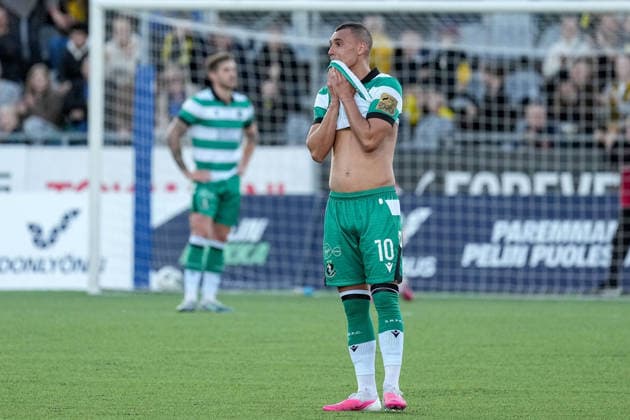 UEFA Europa Conference League Play-off Second Leg, VÄRE Areena, Kuopio, Finland 27 8 2026 KuPS vs Shamrock Rovers Shamrock Rovers Graham Burke dejected Graham Burke dejected 27 8 2026  Copyright: xx PM107543