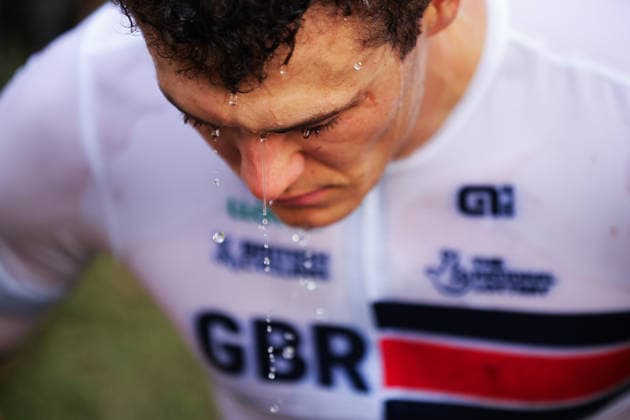 2026 UCI Mountain Bike World Championships Picture by Ed Sykes SWpix.com - 27 08 2026 - Cycling - 2026 UCI Mountain Bike World Championships - Val di Sole, Trentino, Italy - Cross-country Short Track (XCC) - Men Elite - Charlie Aldridge (Great Britain) finishes second Copyright: x xSWpix.comx(t axPhotographyxHubxLtd)xEdxSykes SWpix.comx SWP-3030-20210