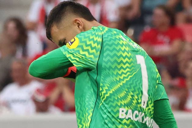 August 27, 2026, xrekx, Soccer Conference League Qualifiers, SC Freiburg vs. FC Motherwell, L. Mio. Backhaus: SC Freiburg looks disappointed after the goal that tied the score at 1-1; disappointed, looks disappointed, dejected, disappointed Freiburg