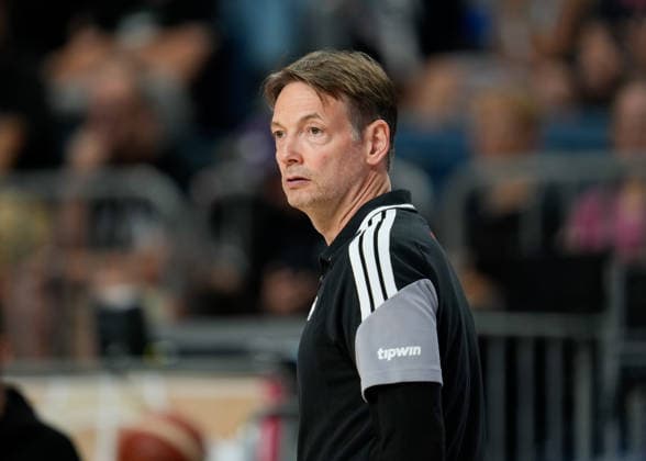 Olaf Lange (Deutschland, Cheftrainer) GER, Basketball, Frauen Länderspiel, Deutschland vs Türkei, Freundschaftspiel, LANXESS arena, Köln, 27.08.2026 Foto: HMB Media Scott W. Coleman Köln LANXESS arena Nordrhein-Westfalen GER Copyright: xScottxW.xColemanx