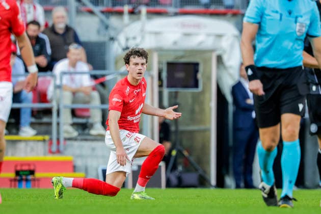 UEFA Conference League Qualifiers 2026: Brann vs. PAOK, Bergen, August 27, 2026. Brann s Denzel De Roeve during the Conference League playoff soccer match between SK Brann and PAOK at Brann Stadium. Photo: Paul S. Amundsen, NTB, Bergen, Norway. EDITORIAL USE ONLY. RESTRESTRICTED USE FOR BETTING COMPANIES  Copyright: xPaulxS.xAmundsenx xNTBx