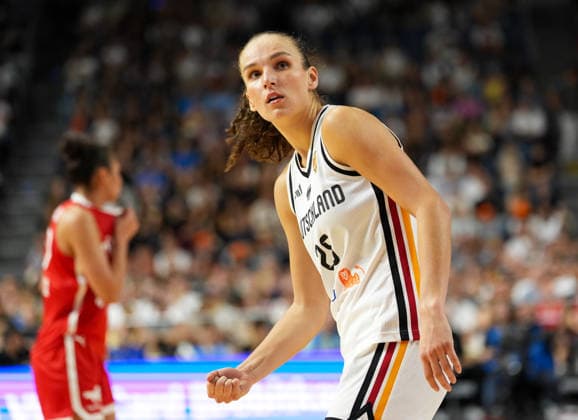 Clara Bielefeld (Deutschland, 25) gestikuliert. GER, Basketball, Frauen Länderspiel, Deutschland vs Türkei, Freundschaftspiel, LANXESS arena, Köln, 27.08.2026 Foto: HMB Media Scott W. Coleman Köln LANXESS arena Nordrhein-Westfalen GER Copyright: xScottxW.xColemanx