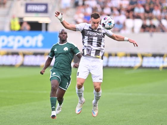 Football Conference League second leg of 4th qualifying round match: FC Hradec Kralove vs Panathinaikos Athens in Hradec Kralove, Czech Republic, August 27, 2026. From left Andreas Tetteh of Panathinaikos Athens, Samuel Dancak of Hradec Kralove. (CTKxPhoto JosefxVostarek) CTKPhotoP2026082707318  CTKPhotoP2026082707318