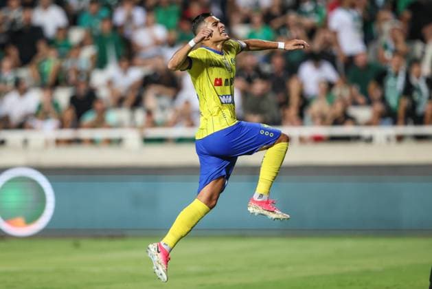 STVV s Ilias Sebaoui celebrates after scoring during a soccer game between Cypriot AC Omonia Nicosia and Belgian soccer team Sint-Truidense V.V., Thursday 27 August 2026 in Nicosie, Cyprus, on the return leg of the play-off round for the UEFA Europa League league phase. STVV won the first leg 1-0. BRUNOxFAHY  x184501955x