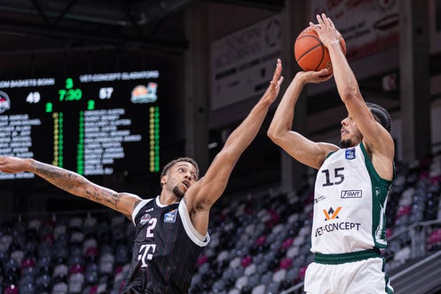 Exhibition Game: Telekom Baskets Bonn vs. VET CONCEPT Gladiators Trier, August 27, 2026 Jordan Roland (VET Concept Gladiators Trier) 15 vs. Alijah Comithier (Telekom Baskets Bonn) 2 Exhibition Game: Telekom Baskets Bonn vs. VET CONCEPT Gladiators Trier, August 27, 2026, Telekom Dome, Bonn Copyright: xBEAUTIFULxSPORTS Derixx