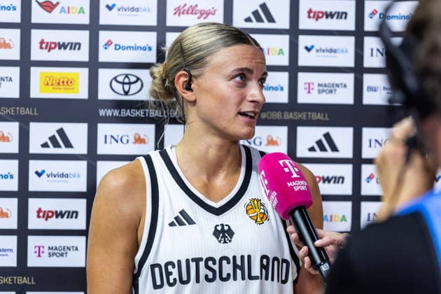 August 27, 2026, GER, Exhibition Game, 2026 FIBA Women’s Basketball World Cup, Cologne, Germany vs. Turkey; Alexandra Wilke, Germany, 3, during an interview at the LANXESS Arena in Cologne, North Rhine-Westphalia, Germany