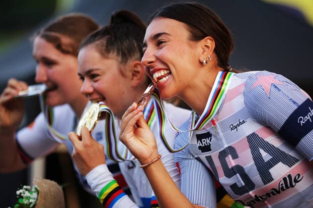2026 UCI Mountain Bike World Championships Picture by Ed Sykes SWpix.com - 27 08 2026 - Cycling - 2026 UCI Mountain Bike World Championships - Val di Sole, Trentino, Italy - Cross-country Short Track (XCC) - Women Under-23 (U23) Podium - Makena Kellerman (USA) receiving the Bronze Medal Copyright: x xSWpix.comx(t axPhotographyxHubxLtd)xEdxSykes SWpix.comx SWP-3030-20457