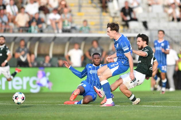 Football Conference League fourth qualifying round match: FK Jablonec vs Glasgow Rangers in Jablonec nad Nisou, Czech Republic, August 27, 2026. From left Findlay Curtis of Glasgow Rangers, Richard Sedlacek of Jablonec. (CTKxPhoto VitxCerny) CTKPhotoP2026082707307  CTKPhotoP2026082707307