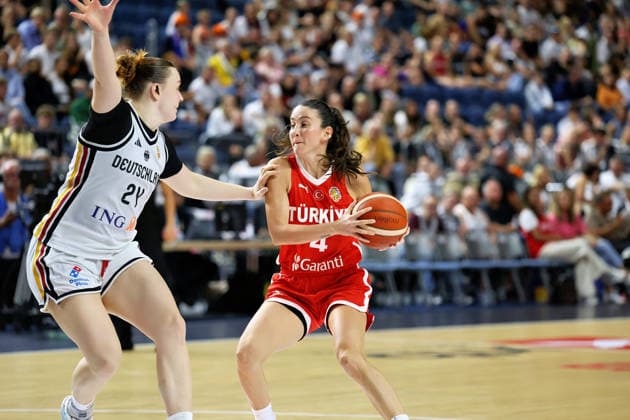 Lina Sontag, Germany Women s 24, Olcay Cakir Turgut, Turkey Women s 04, Germany vs. Turkey, Basketball, DBB, Women, Friendly Match, August 27, 2026, Germany vs. Turkey, Basketball, DBB, Women, Friendly Match, August 27, 2026, Cologne Copyright: xEibner-Pressefotox xThomasxStoeckerx EP_TSR