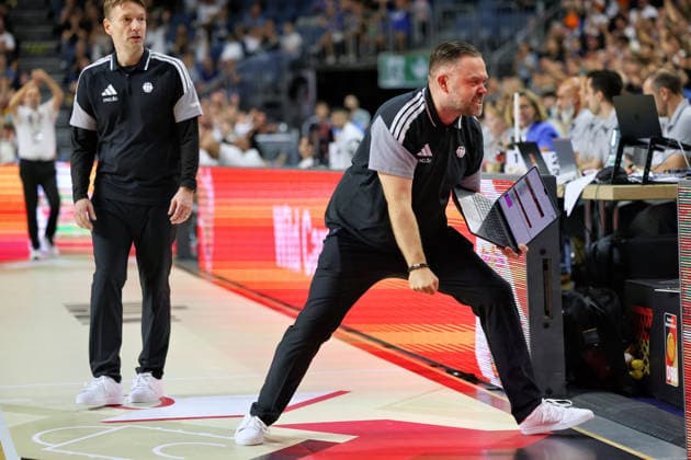 From left: Olaf Lange, Germany Women s Head Coach; Stefan Moeller, Germany Women s Assistant Coach; Germany vs. Turkey, Basketball, DBB, Women, Friendly Match, August 27, 2026; Germany vs. Turkey, Basketball, DBB, Women, Friendly Match, August 27, 2026, Cologne Copyright: xEibner-Pressefotox xThomasxStoeckerx EP_TSR