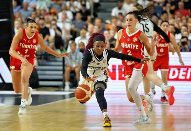 From left: Elif Istanbulluoglu, Turkey Women s Team 01; Alexis Peterson, Germany Women s Team 01; Sevgi Uzun, Turkey Women s Team 02; in the background: Luisa Geiselsoeder, Germany Women s Team 15; Goeksen Fitik, Turkey Women s Team 06; Germany vs. Turkey, basketball, DBB, Women, Friendly Match, August 27, 2026 Germany vs. Turkey, Basketball, DBB, Women, Friendly Match, August 27, 2026 Cologne Copyright: xEibner-Pressefotox xThomasxStoeckerx EP_TSR